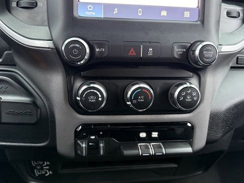 Used 2024 RAM 2500 Big Horn image 20