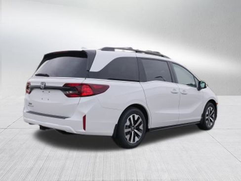 New 2026 Honda Odyssey EX-L image 3