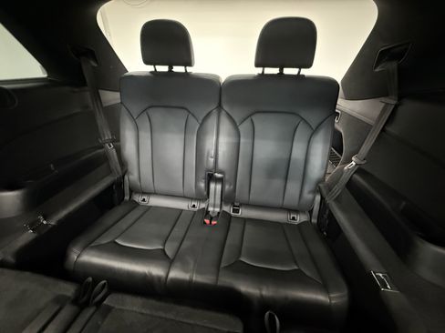 Used 2017 Audi Q7 3.0T Premium Plus w/ Premium Plus Package image 30