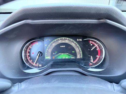 Used 2025 Toyota RAV4 XLE Premium image 16