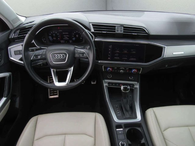 Used 2021 Audi Q3 2.0T Premium Plus w/ Premium Plus Package AWD/4WD image 18
