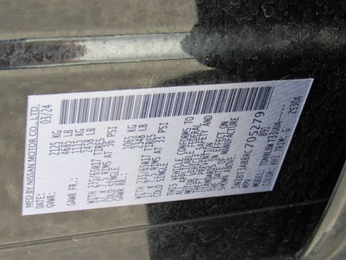 Used 2024 Nissan Rogue S AWD/4WD image 23