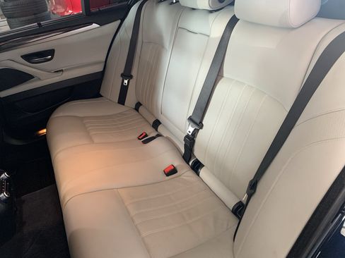 Used 2014 BMW M5 RWD image 12