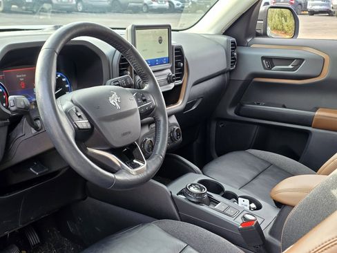 Used 2023 Ford Bronco Sport Outer Banks w/ Tech Package image 13