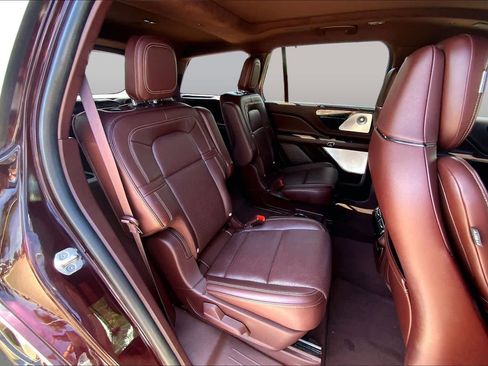 Used 2023 Lincoln Aviator Black Label AWD/4WD image 20