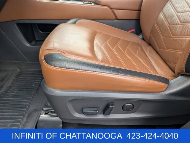 Used 2023 Nissan Pathfinder Platinum w/ Cargo Package AWD/4WD image 22