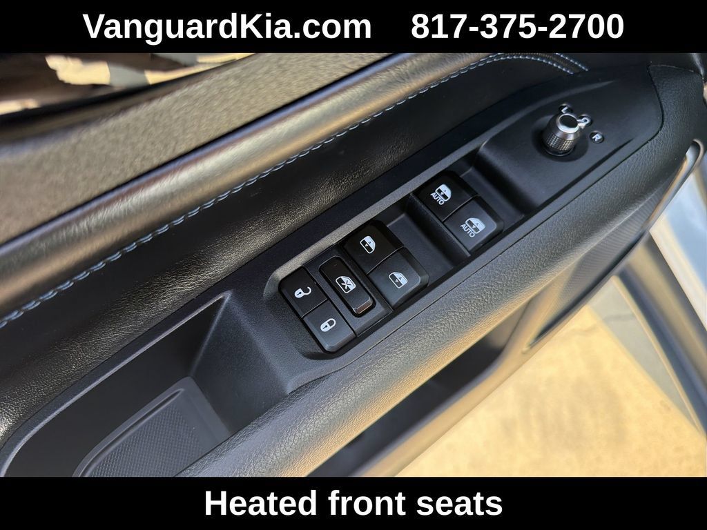 Used 2026 Jeep Compass Latitude AWD/4WD image 17
