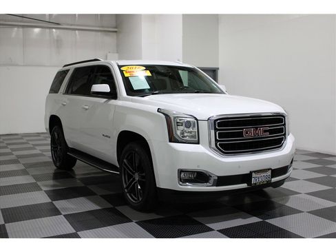 Used 2016 GMC Yukon SLT w/ Open Road Package image 3