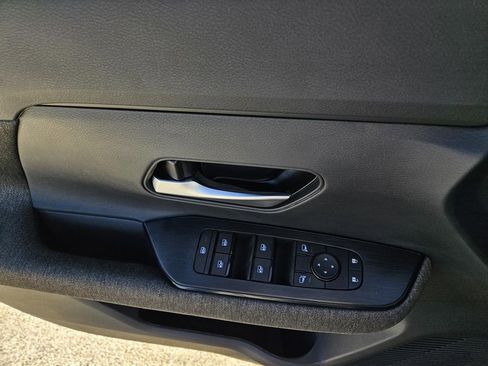 New 2026 Nissan Kicks SV image 12