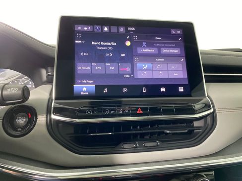 Used 2022 Jeep Compass Limited w/ Sun and Sound Group image 20