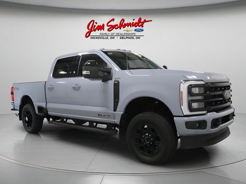Used 2024 Ford F250 Lariat w/ Lariat Ultimate Package AWD/4WD image 2
