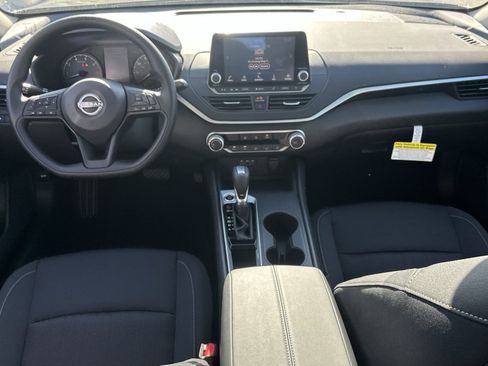 New 2025 Nissan Altima 2.5 S image 13