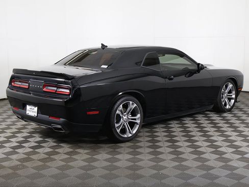 Used 2021 Dodge Challenger GT w/ Plus Package image 10