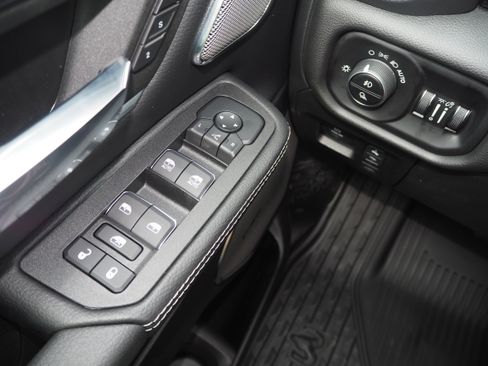 New 2026 RAM 1500 Laramie w/ Night Edition image 31