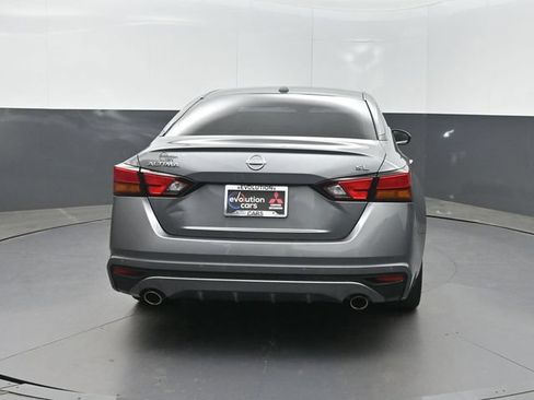 Used 2023 Nissan Altima 2.5 SL FWD image 26