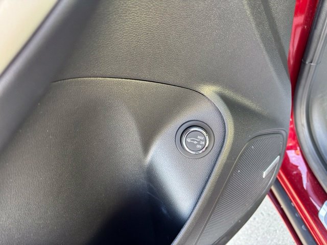 Certified 2024 Buick Encore GX Avenir w/ Avenir Convenience Package AWD/4WD image 19