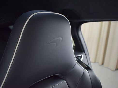 New 2025 McLaren GTS image 32