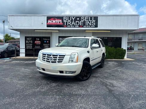 Used 2007 Cadillac Escalade AWD w/ Information Package image 44