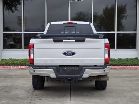 Used 2019 Ford F350 Lariat w/ Tow Technology Bundle image 6