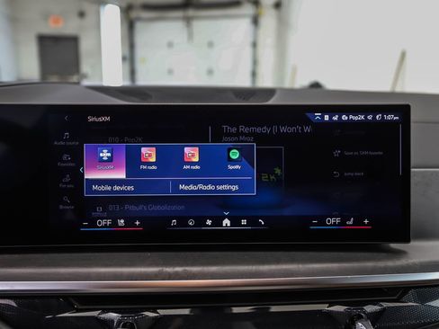 New 2026 BMW X5 xDrive40i w/ Executive Package image 17