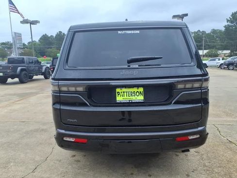 New 2026 Jeep Grand Wagoneer L Limited AWD/4WD image 3