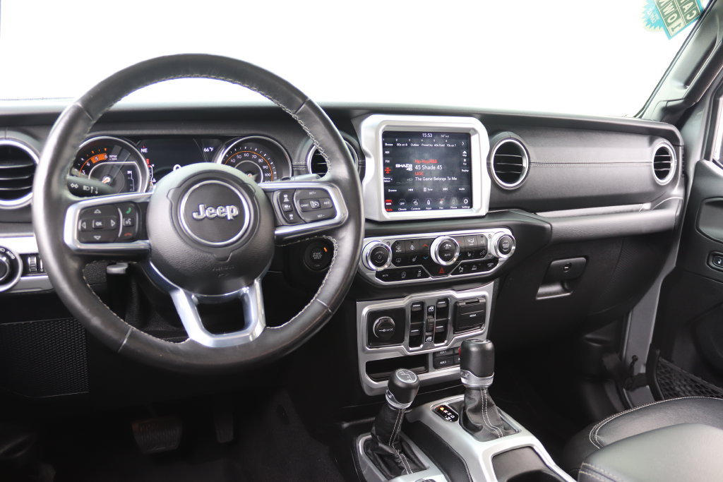 Used 2021 Jeep Wrangler Unlimited Sahara w/ Uconnect 4C Nav & Sound Group AWD/4WD image 3