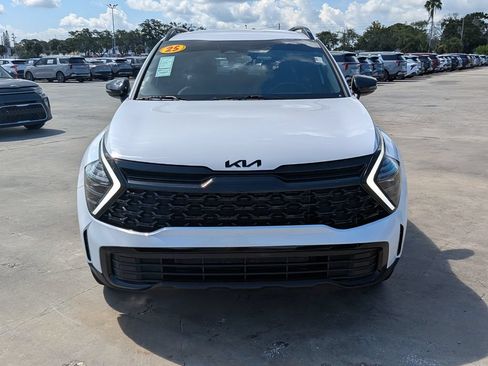 Certified 2025 Kia Sportage X-Line AWD/4WD image 3