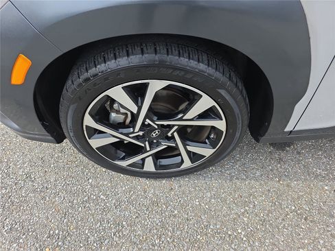 Certified 2023 Hyundai Kona Limited image 12