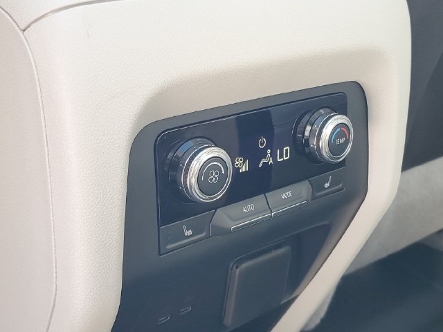 Used 2024 GMC Acadia Denali FWD image 37