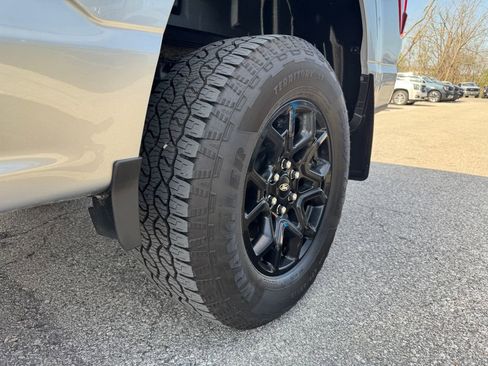 Used 2025 Ford F150 XLT w/ Equipment Group 302A MID AWD/4WD image 17