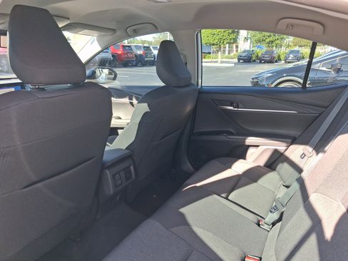 Used 2025 Toyota Camry LE w/ Convenience Package FWD image 10