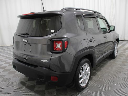 Used 2019 Jeep Renegade Latitude w/ Popular Equipment Group image 29