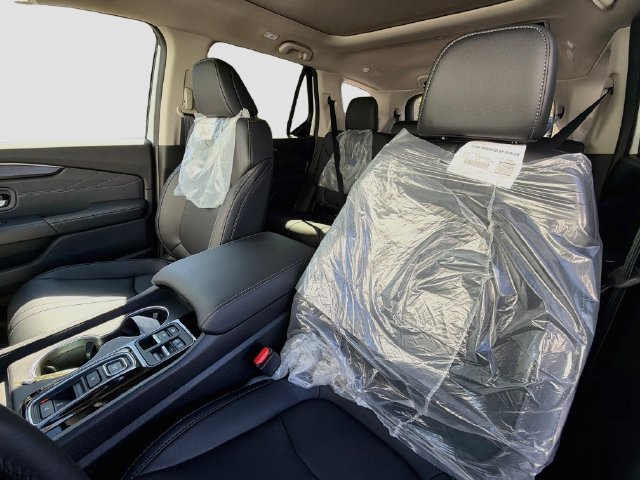 New 2026 Honda Pilot Touring image 21