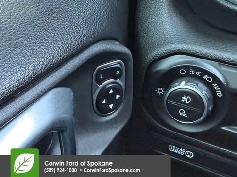 Used 2020 Jeep Gladiator Rubicon w/ Advanced Safety Group AWD/4WD image 19
