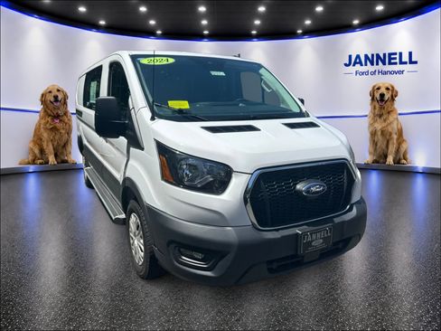 Used 2024 Ford Transit 250 Low Roof w/ Exterior Upgrade Package RWD image 3
