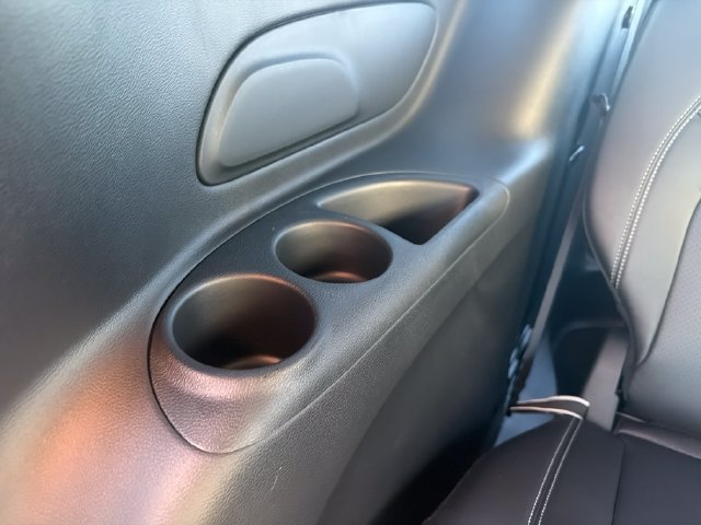 New 2027 Chrysler Pacifica Select FWD image 35