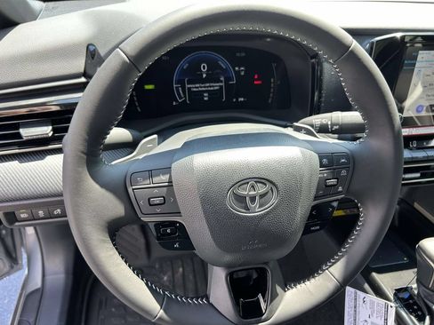 New 2026 Toyota Camry SE FWD image 18