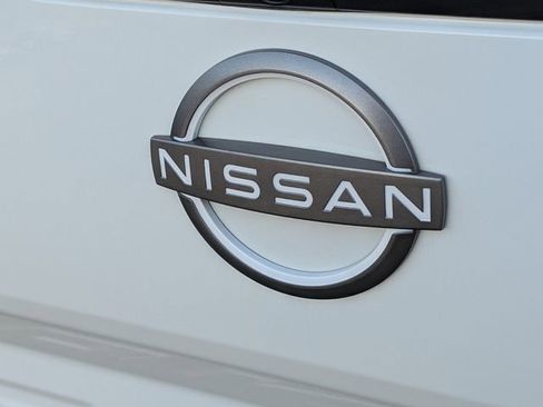 Used 2024 Nissan Frontier S AWD/4WD image 14