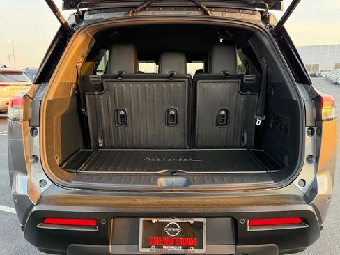New 2026 Nissan Pathfinder Rock Creek AWD/4WD image 36