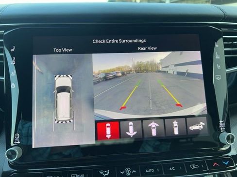 Used 2024 Jeep Grand Wagoneer L Series II w/ Quick Order Packagew 28T image 17