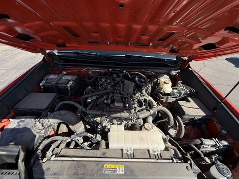 Used 2024 Toyota Tacoma TRD Off-Road image 31