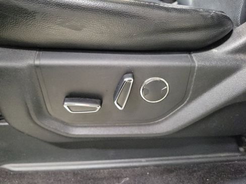 Used 2017 Ford F150 Lariat w/ Equipment Group 502A Luxury image 20