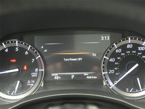 Used 2022 Toyota Highlander XLE image 5