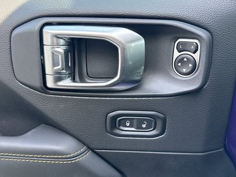 New 2026 Jeep Gladiator Sport image 17