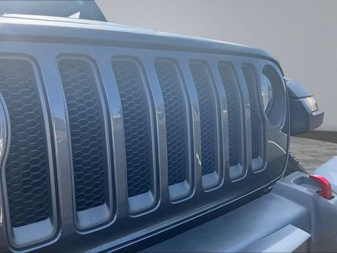 Used 2022 Jeep Wrangler Unlimited Rubicon AWD/4WD image 31