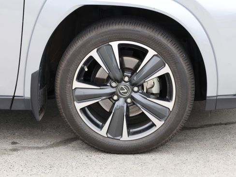 Used 2024 Lexus UX 250h FWD w/ Premium Package image 11