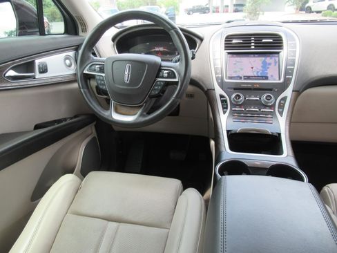 Used 2020 Lincoln Nautilus Reserve w/ Equipment Group 202A AWD/4WD image 13