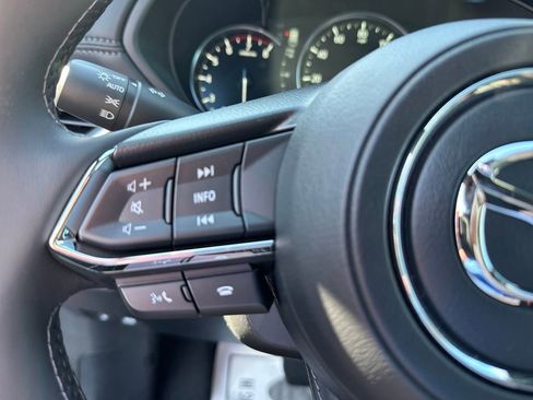 Certified 2025 MAZDA CX-5 Signature image 23