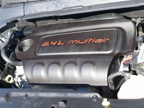 Used 2018 Jeep Compass Limited w/ Navigation Group image 9