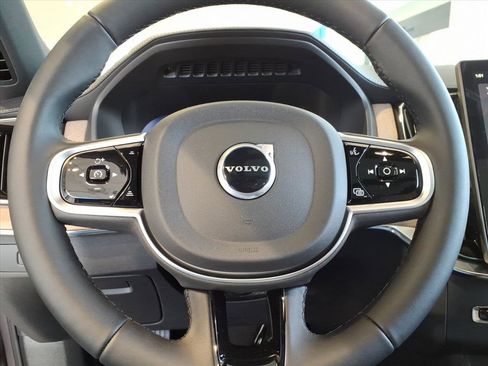 New 2026 Volvo XC90 B6 Plus w/ Protection Package Premier image 23